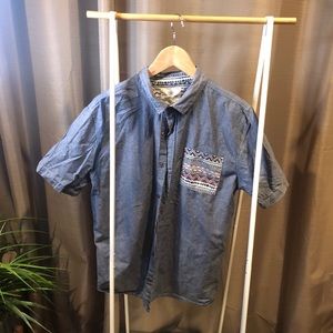 Blue button up with tribal pocket Size L